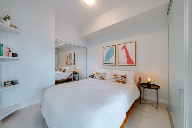 50 Bruyeres Mews — photo 18