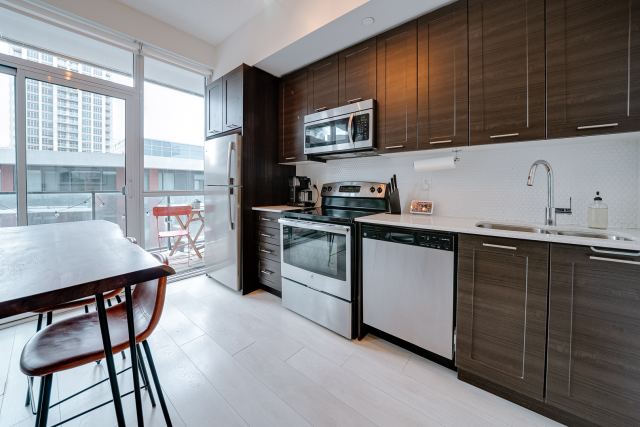 50 Bruyeres Mews — photo 29